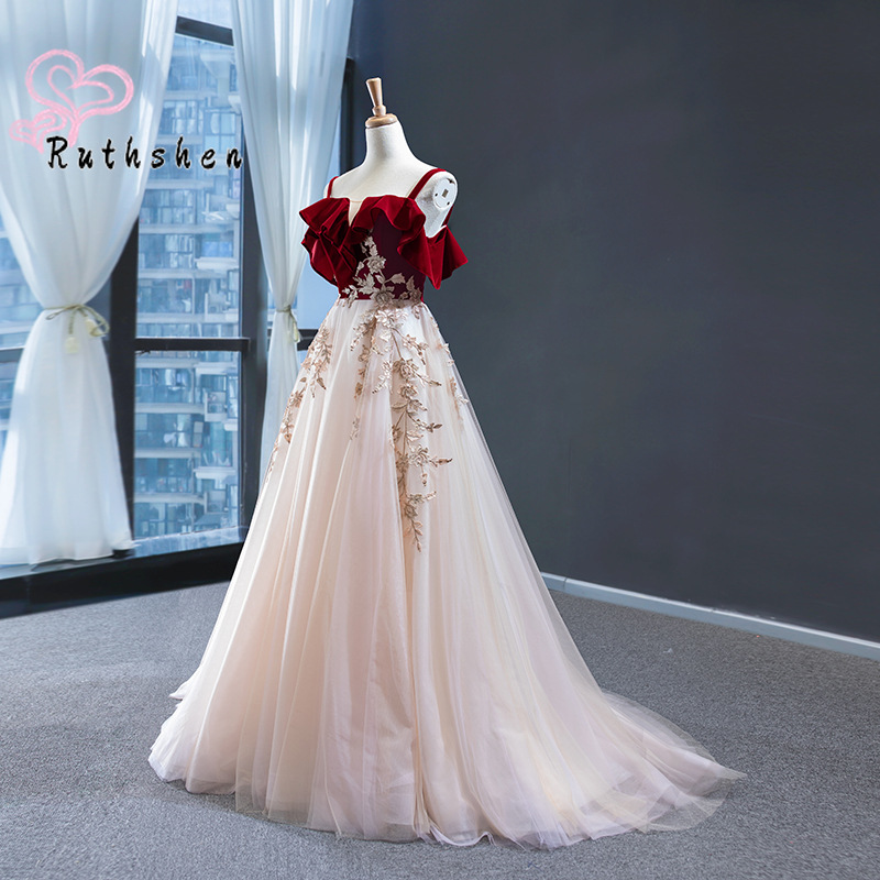 Women Luxury Formal Wear - イブニングドレス ロング ラグジュアリー 2025 スパゲッティストラップ バーガンディ