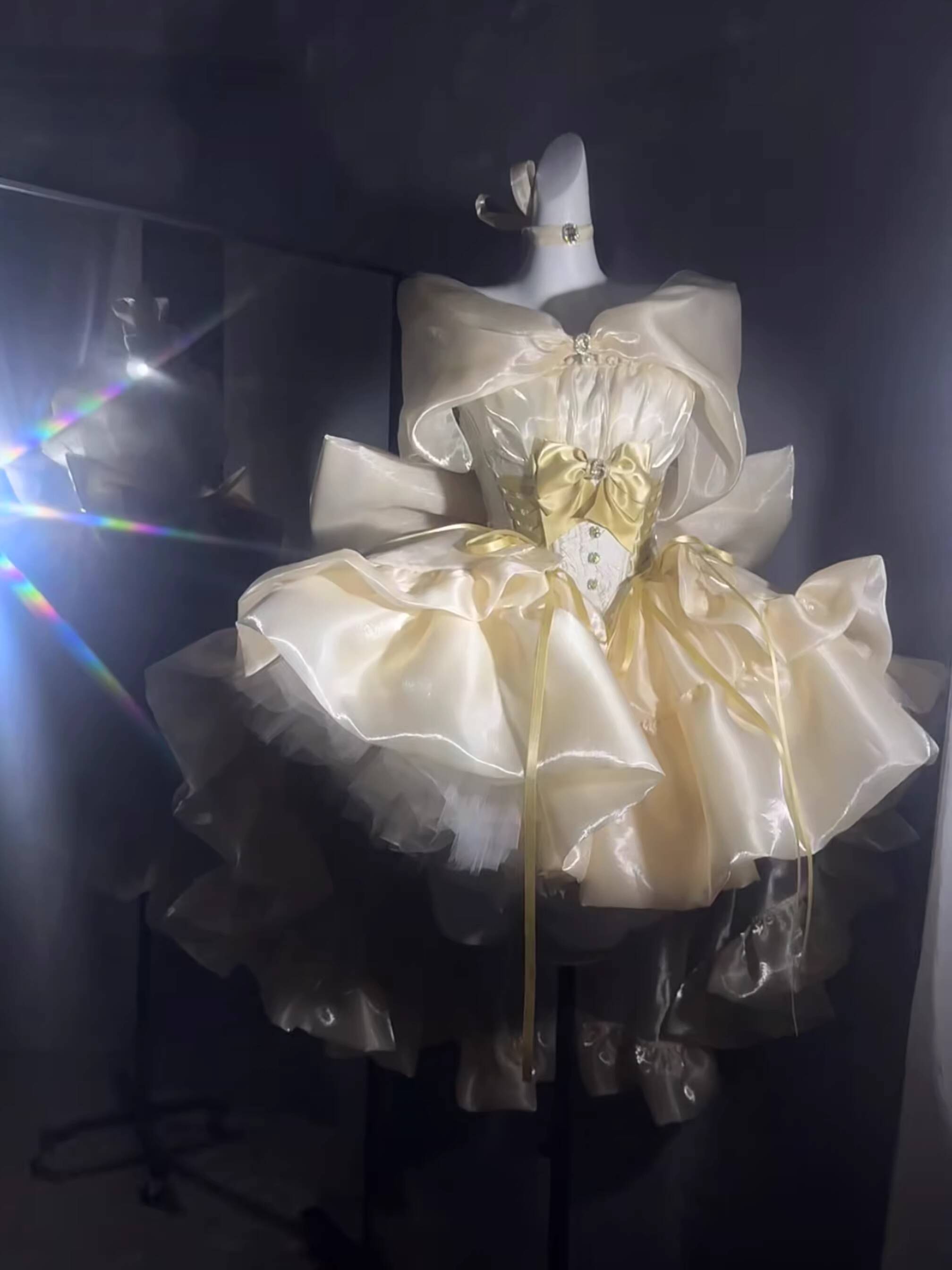 新しい誕生日バトルローブパーティーハイエンド手頃な価格の高級 - Women Luxury Formal Wear のレビューと価格
